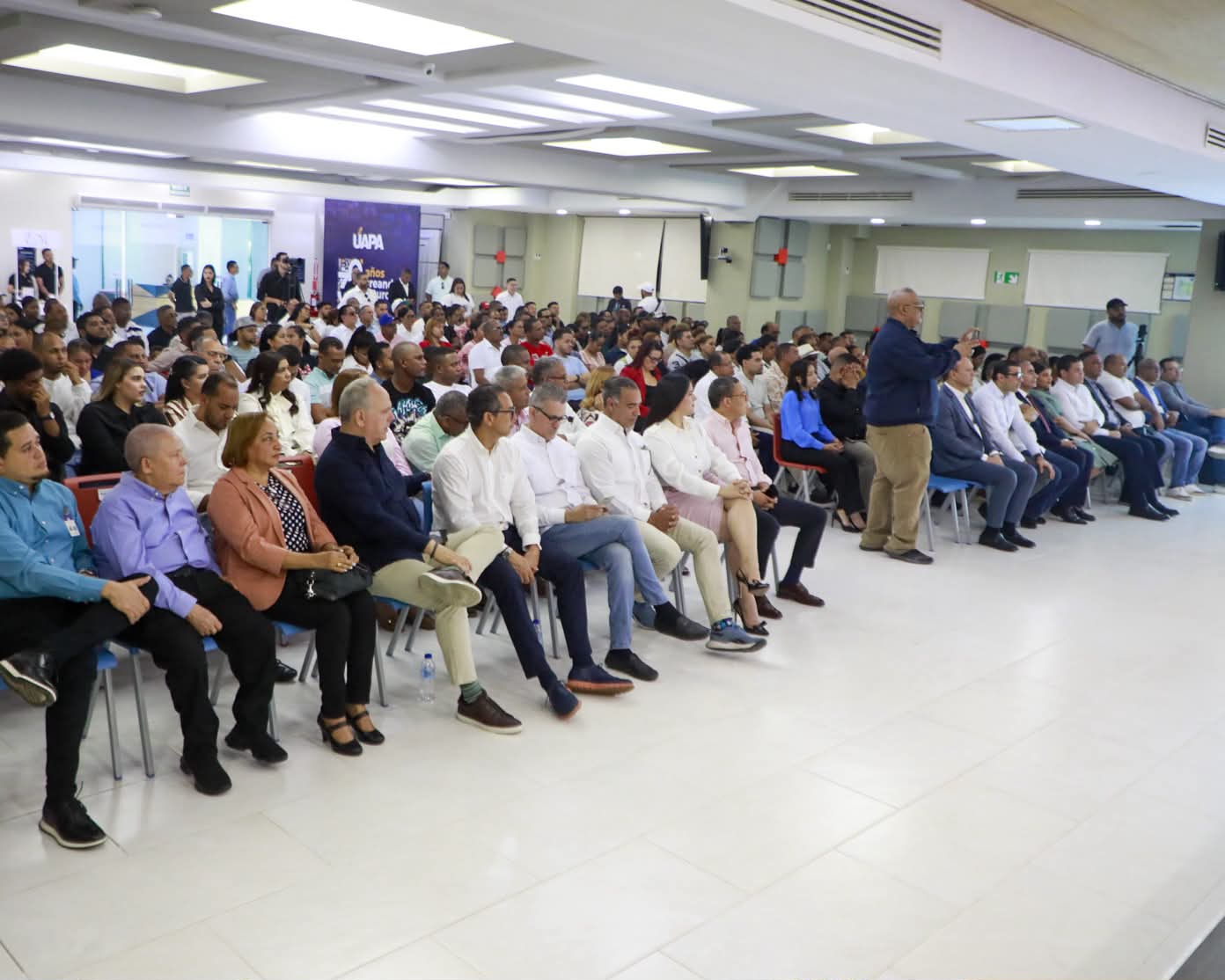 publico asistente en Santiago